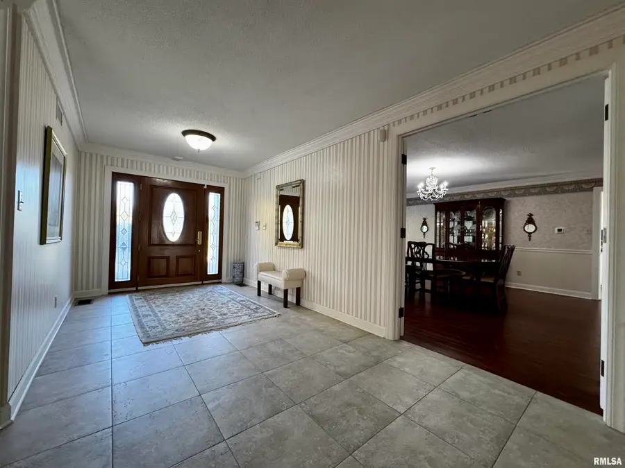 2001 Wigwam Hollow Road, Macomb, IL 61455 - #2