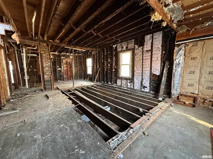 2302 W Krause Avenue, Peoria, IL 61605 - #3