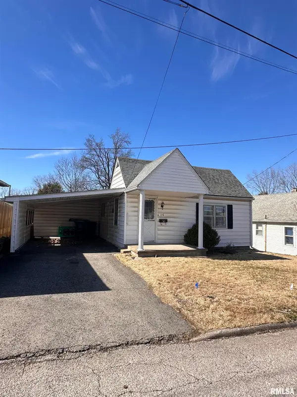 115 East Avenue, Anna, IL 62906