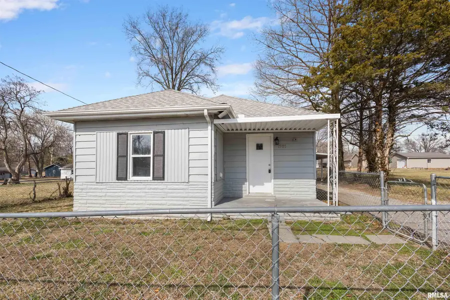 1905 E Garland Street, West Frankfort, IL 62896-3479 - #2