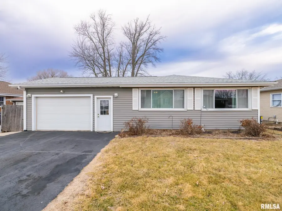 109 Alvin Street, East Peoria, IL 61611 - #2