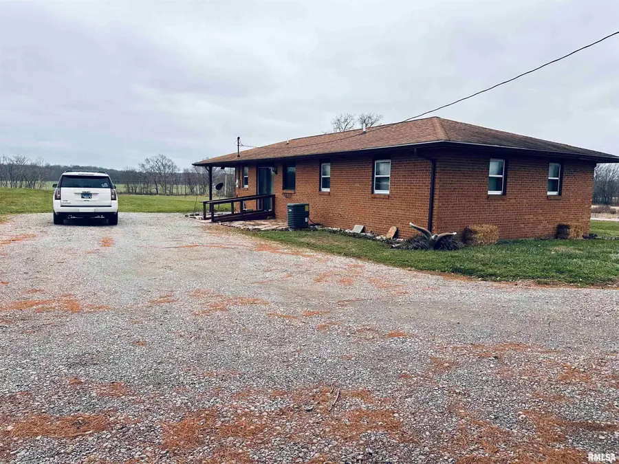 2290 Mount Pleasant Road, Buncombe, IL 62912 - #2