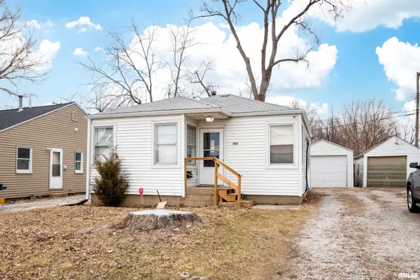 805 E Fairoaks Avenue, Peoria, IL 61603