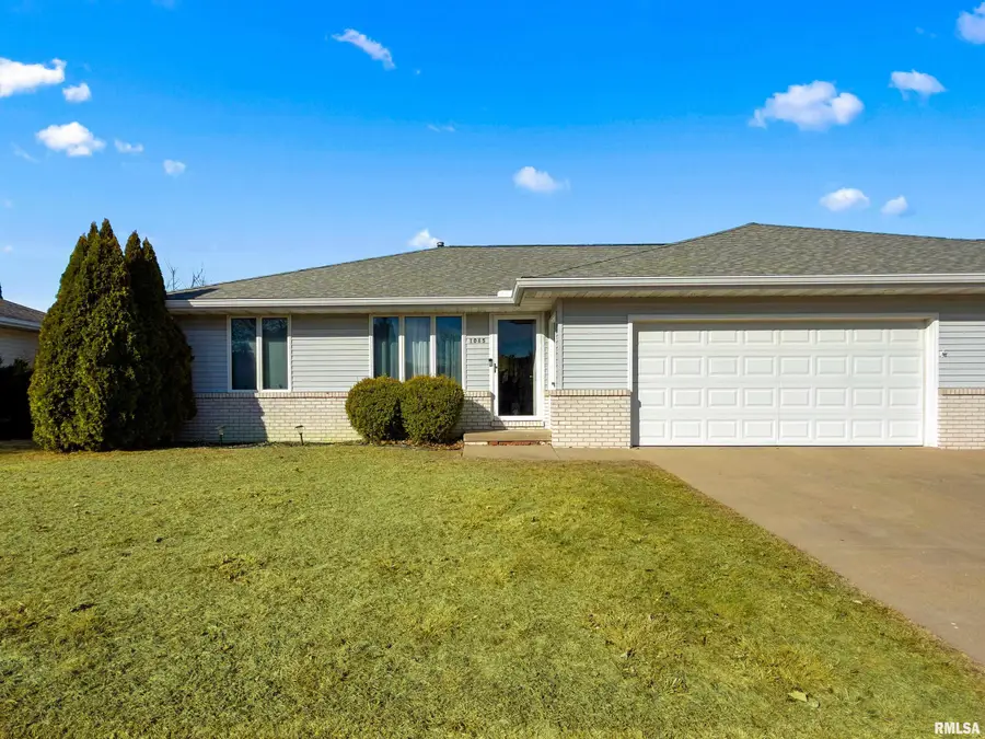 1065-1067 E Polk Street, Morton, IL 61550 - #3