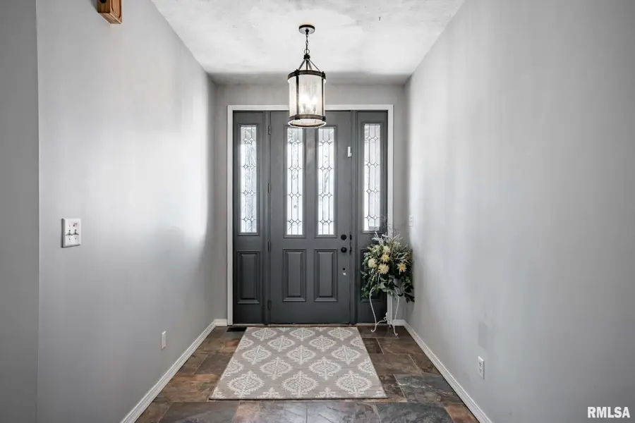 1818 Calico Road, Marion, IL 62959 - #2