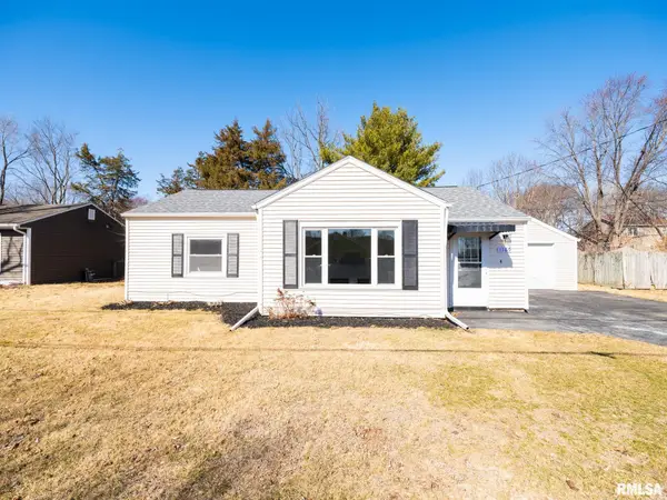 1109 E Parkside Lane, Peoria, IL 61615