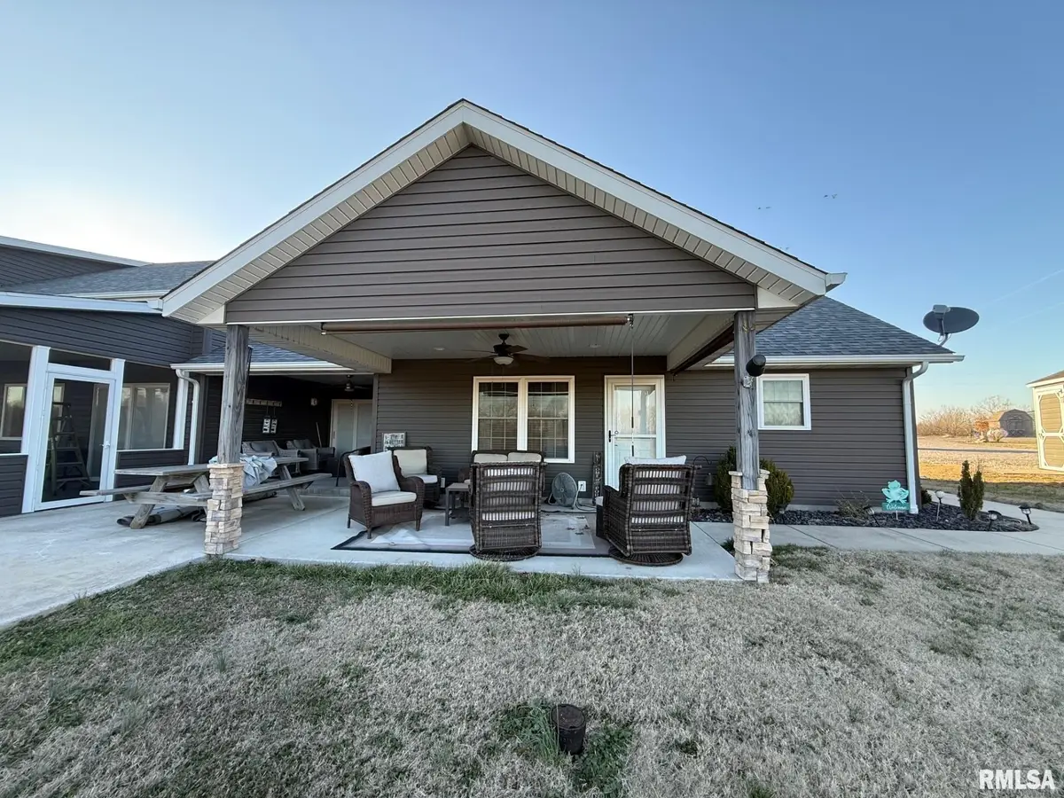 75 Bedrock Ridge #B, Elkville, IL 62932 - #1