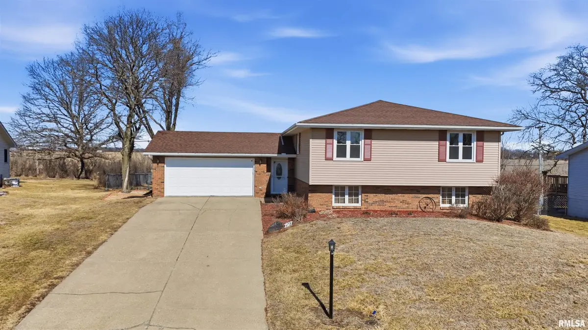 7527 W Sagewood Drive, Peoria, IL 61604 - #1