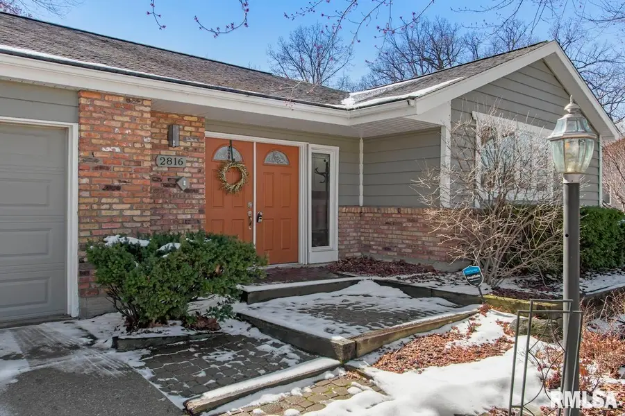 2816 W Richwoods Boulevard, Peoria, IL 61604 - #2