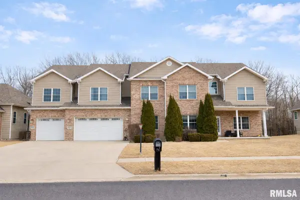 1817 Autumn Ridge, Washington, IL 61571