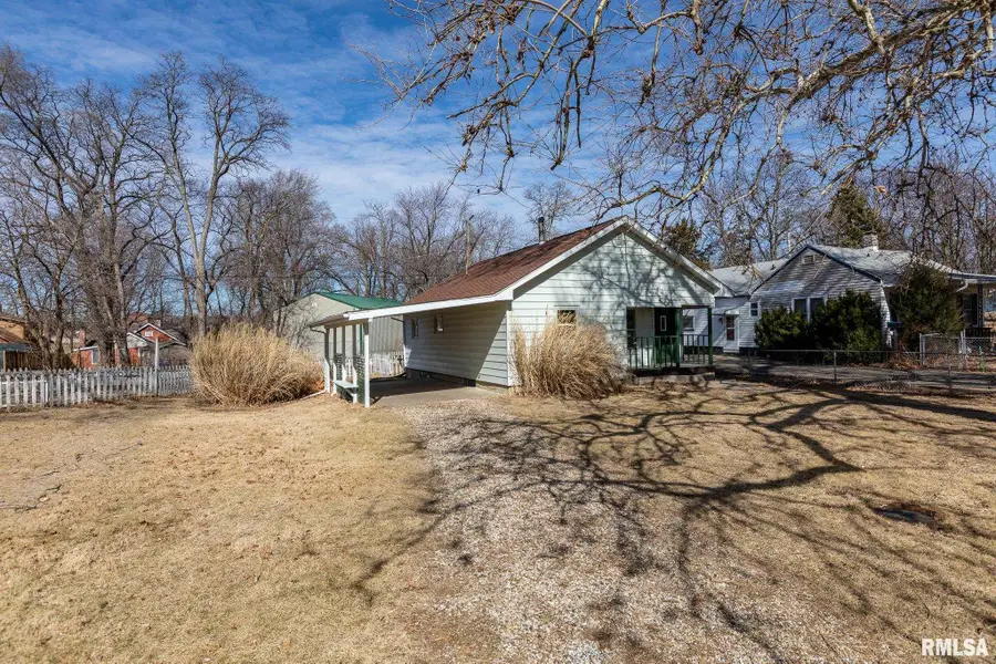 515 E Marietta Avenue, Peoria Heights, IL 61616 - #2