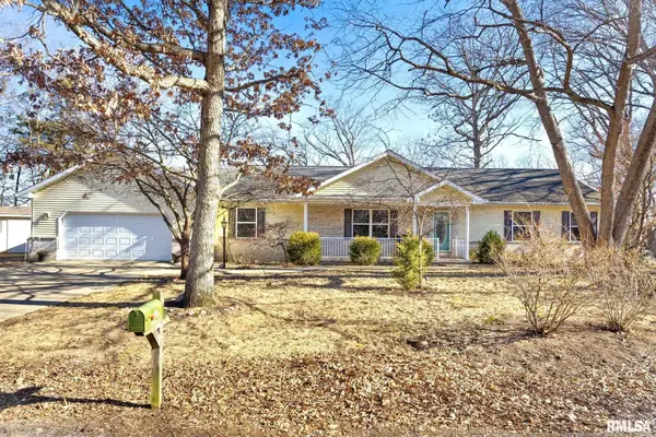 109 Oaklawn Court, East Peoria, IL 61611