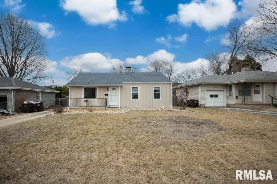 821 W Ridge Road, Peoria, IL 61614 - #3