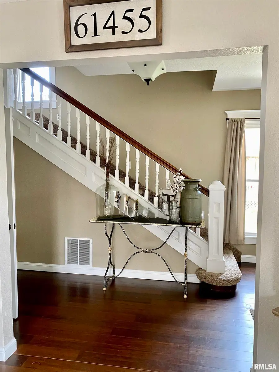 648 S Randolph Street, Macomb, IL 61455 - #3