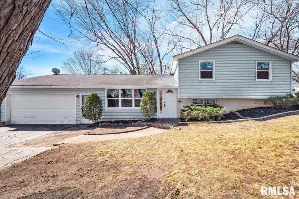 1129 N Leroy Street, East Peoria, IL 61611