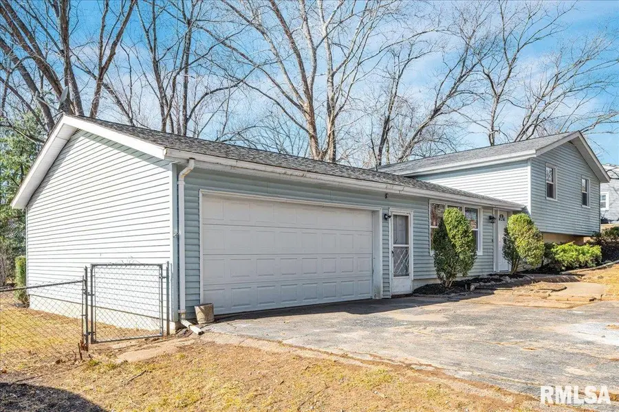 1129 N Leroy Street, East Peoria, IL 61611 - #2