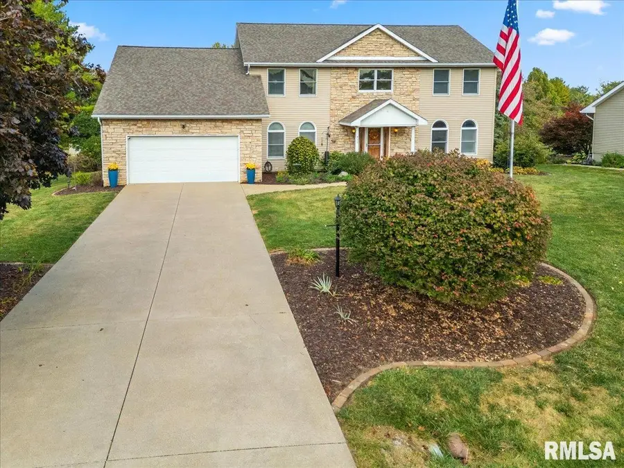 613 Countryside Drive, Germantown Hills, IL 61548 - #2