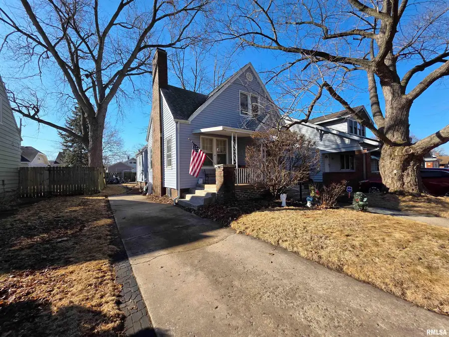 714 W Meadows Place, Peoria, IL 61604 - #2