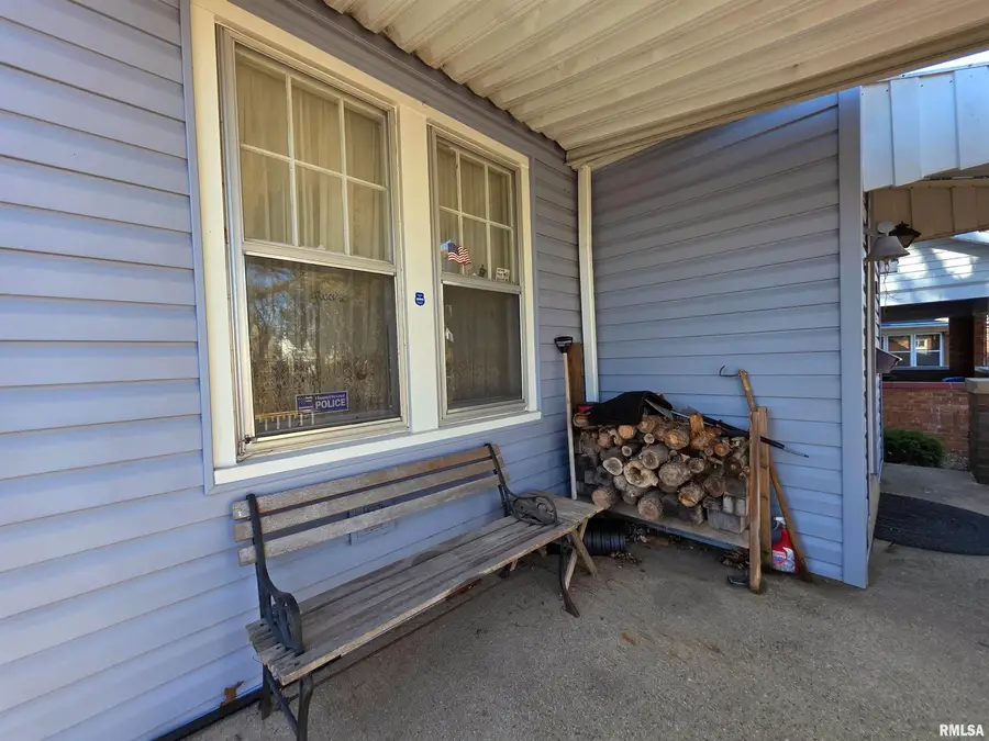 714 W Meadows Place, Peoria, IL 61604 - #3