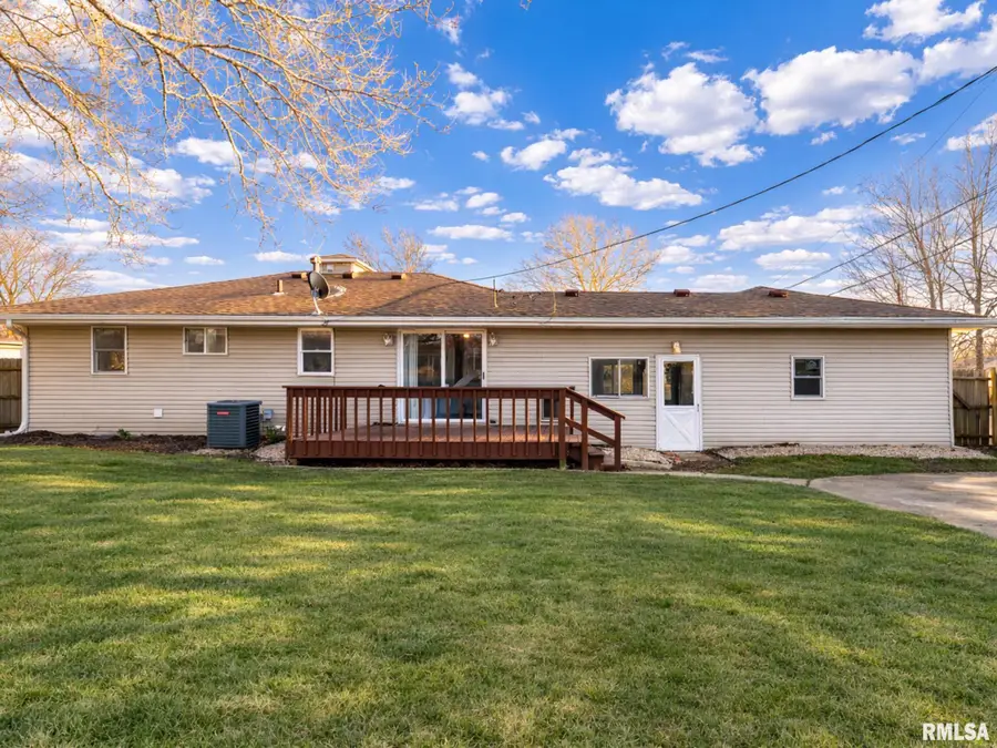 2107 W Cimarron Drive, Peoria, IL 61614 - #2