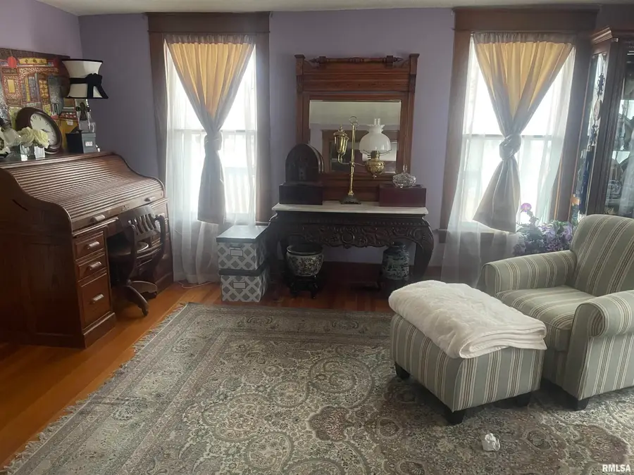 629 S Randolph Street, Macomb, IL 61455 - #2