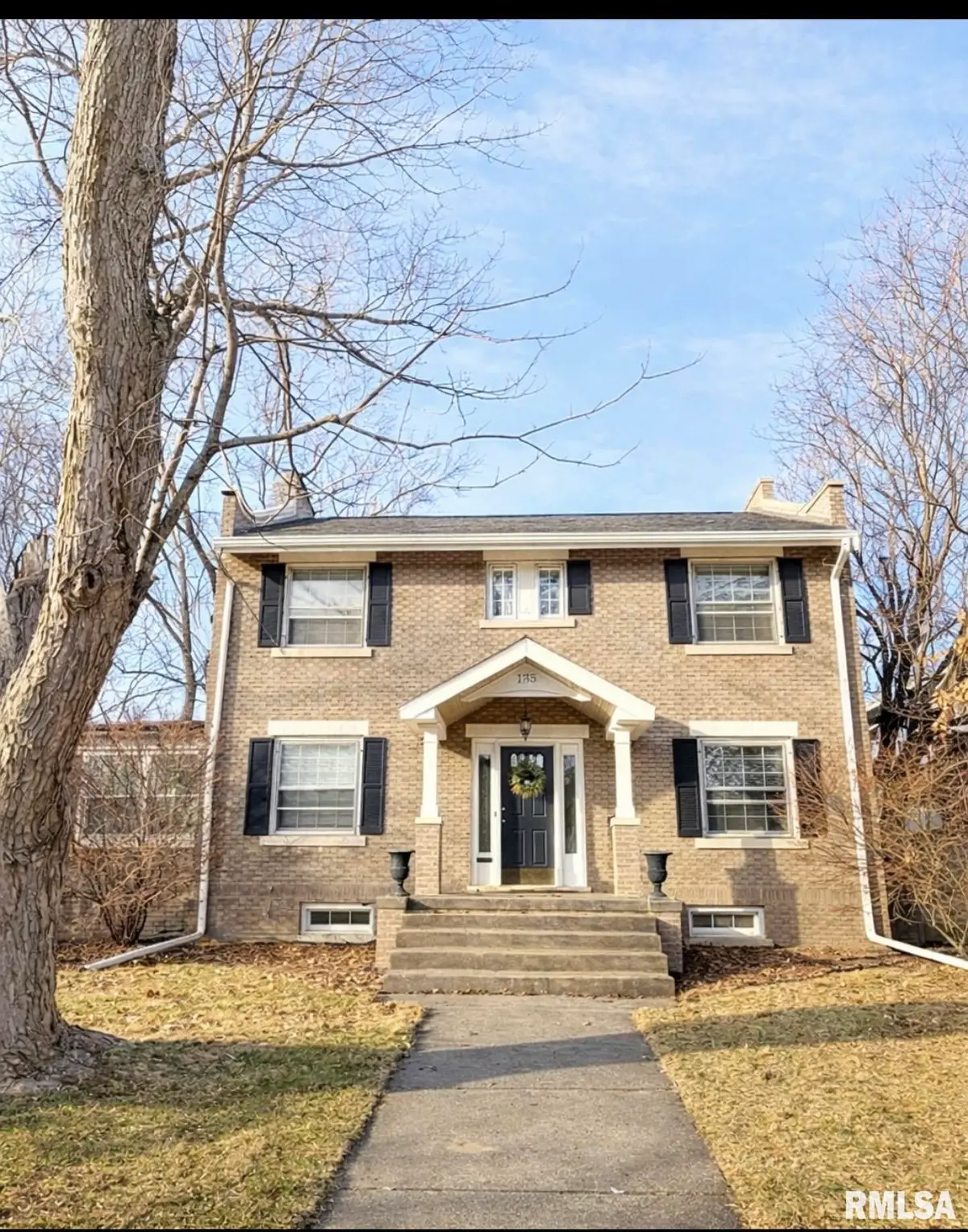 135 W Hanssler Place, Peoria, IL 61604 - #1