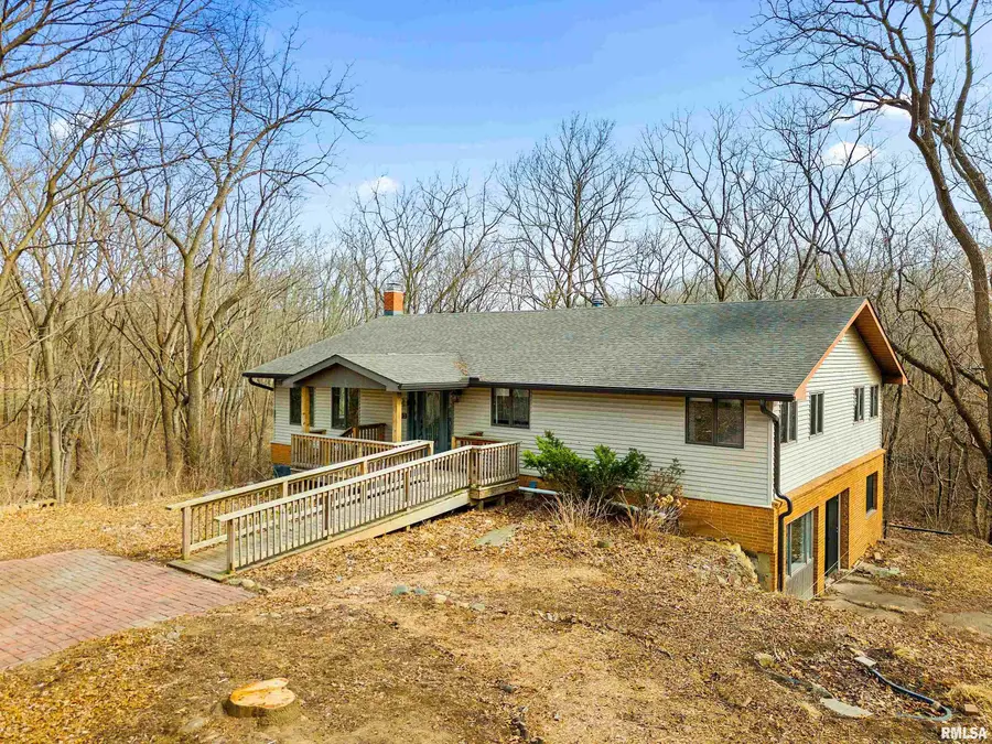 220 Schulzki Lane, East Peoria, IL 61611 - #3