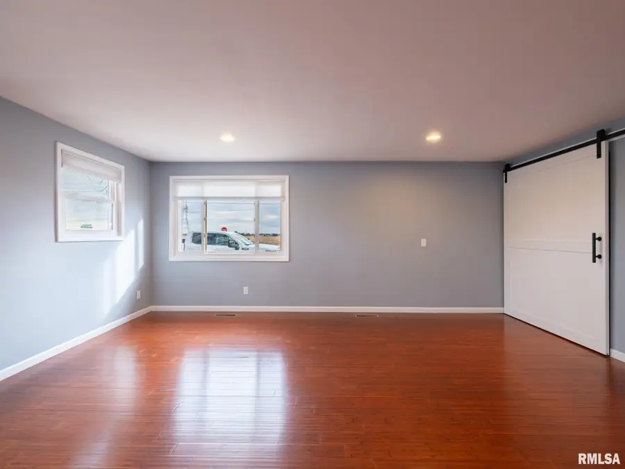 101 Durant Street, Morton, IL 61550 - #3