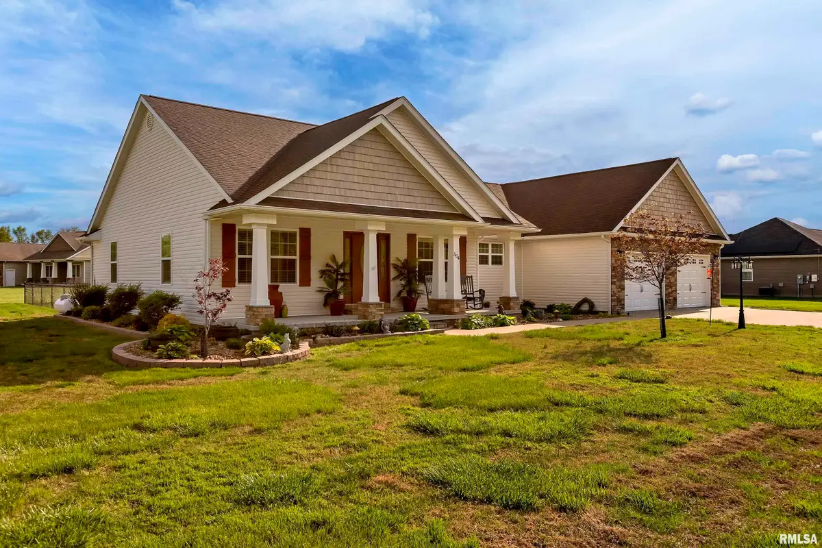 304 Eric Drive, Herrin, IL 62948 - #1
