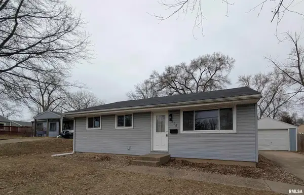 915 Lincoln Road, Marquette Heights, IL 61554