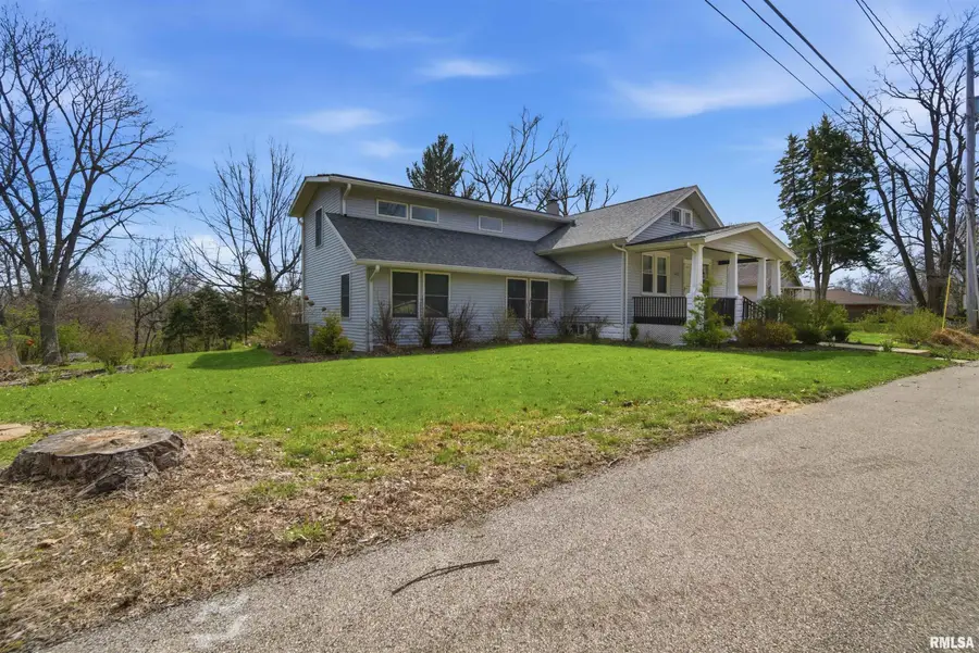 3612 N Harvard Avenue, Peoria, IL 61614 - #2