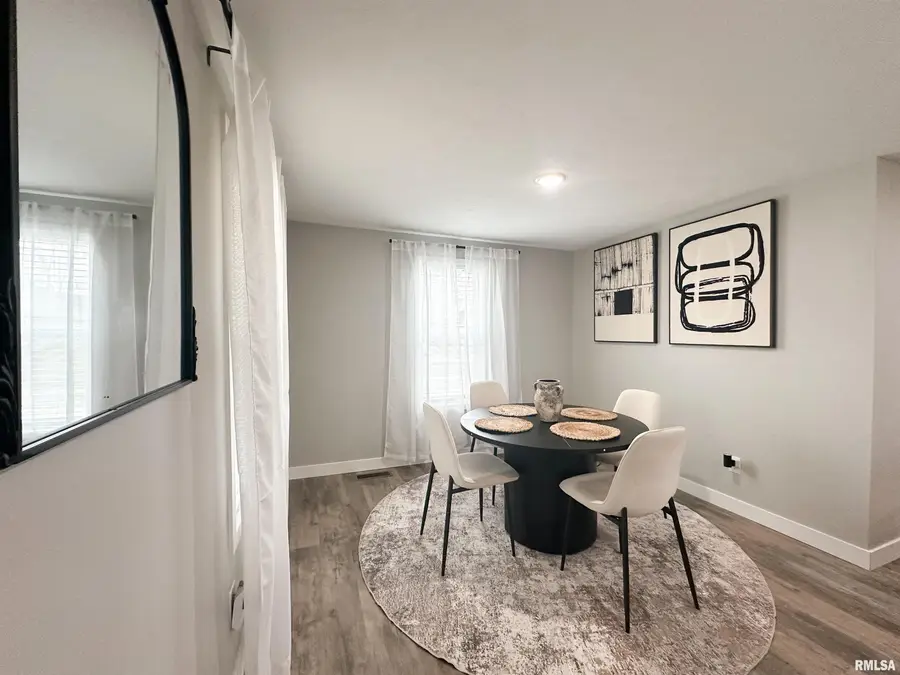 606 W Lincoln Drive, De Soto, IL 62924 - #3