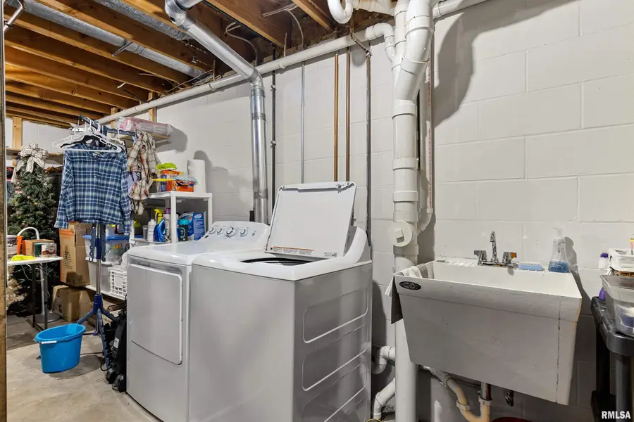 2810 W Willowlake Drive, Peoria, IL 61614 - #2