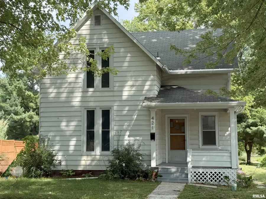 421 S Mcarthur Street, Macomb, IL 61455 - #2
