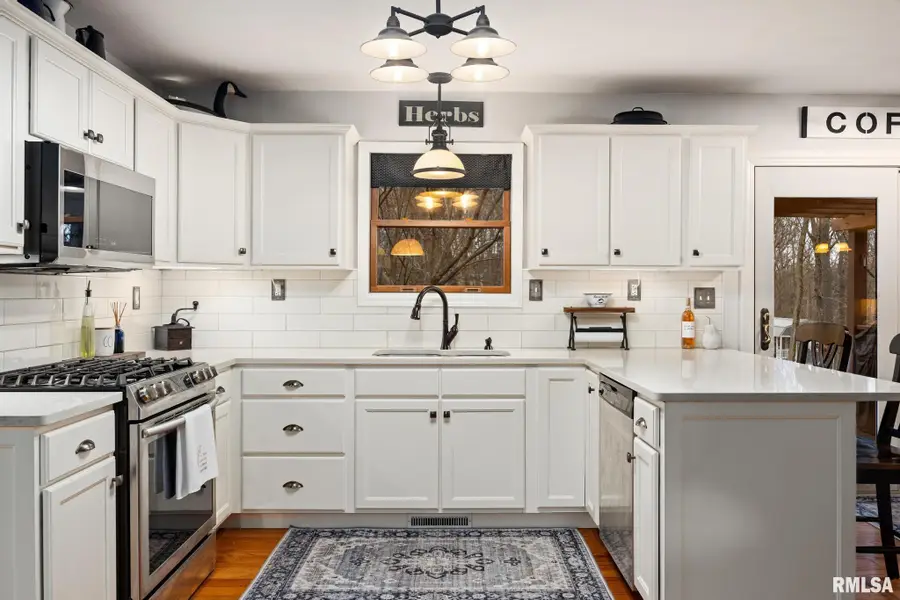 746 Heritage Drive, Mackinaw, IL 61755 - #3