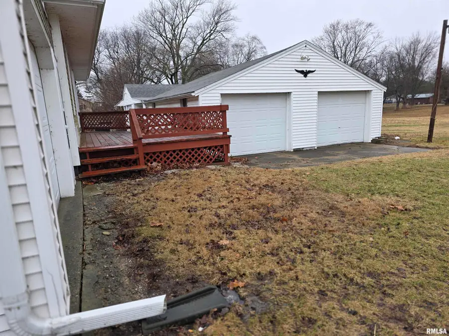 1951 E Walnut Street, Canton, IL 61520 - #3