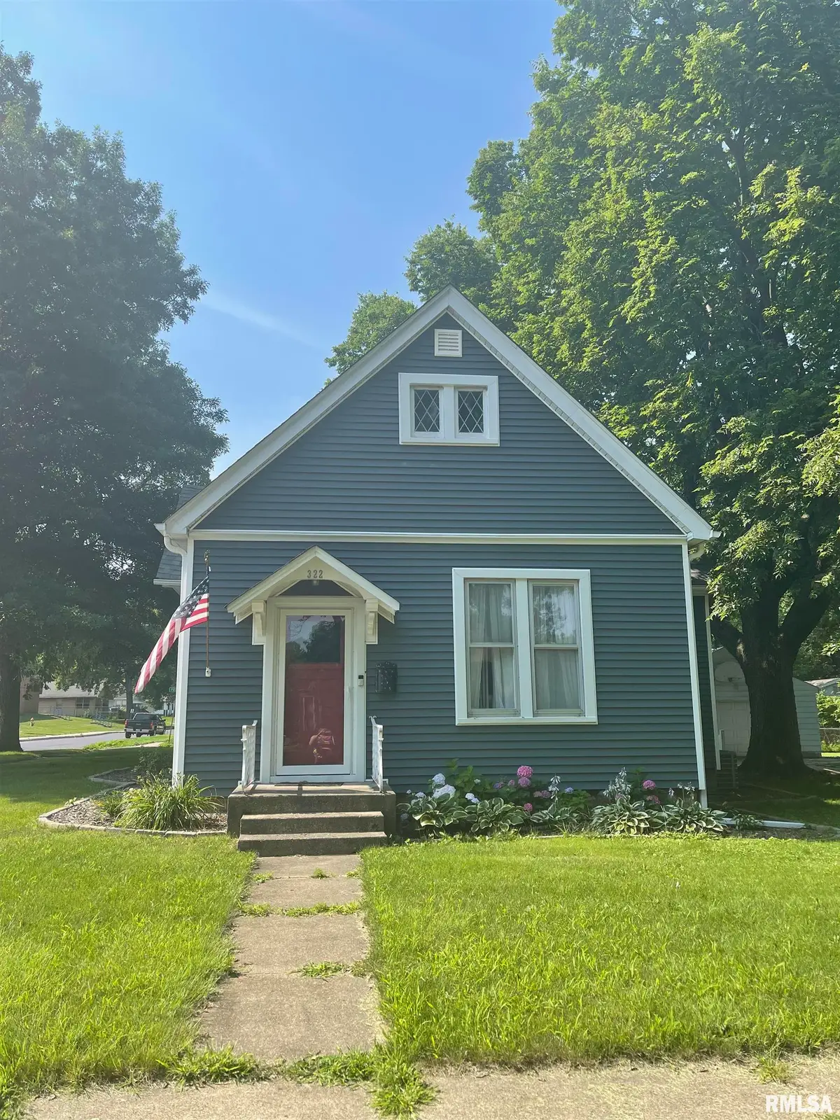 322 Park Avenue, Pekin, IL 61554 - #1