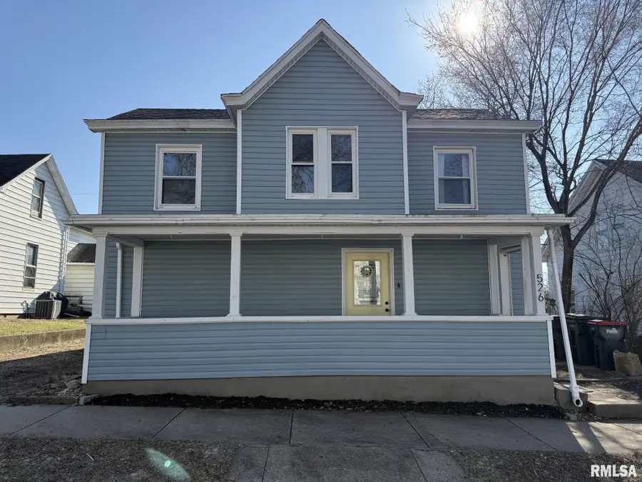 526 Catherine Street, Pekin, IL 61554 - #2