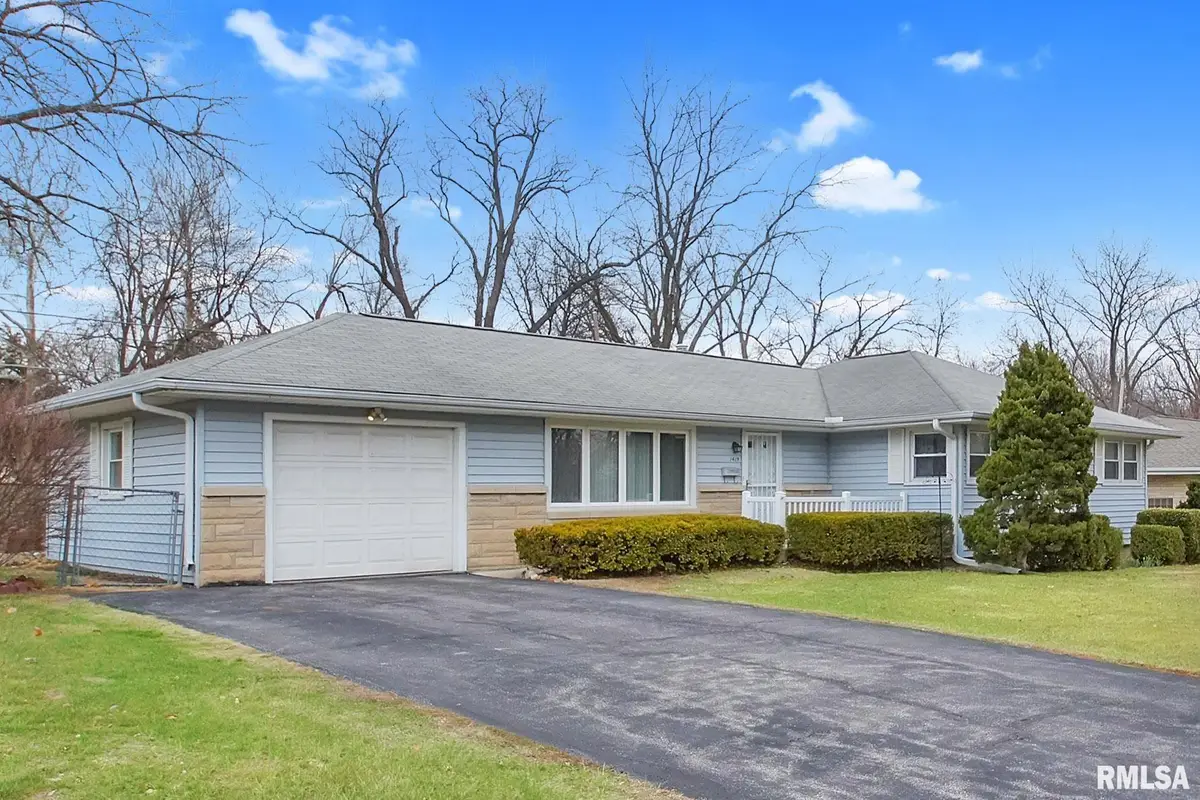 1419 W Sunnyview Drive, Peoria, IL 61614 - #1