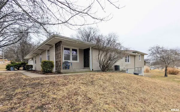 200 Lasalle Boulevard, Marquette Heights, IL 61554