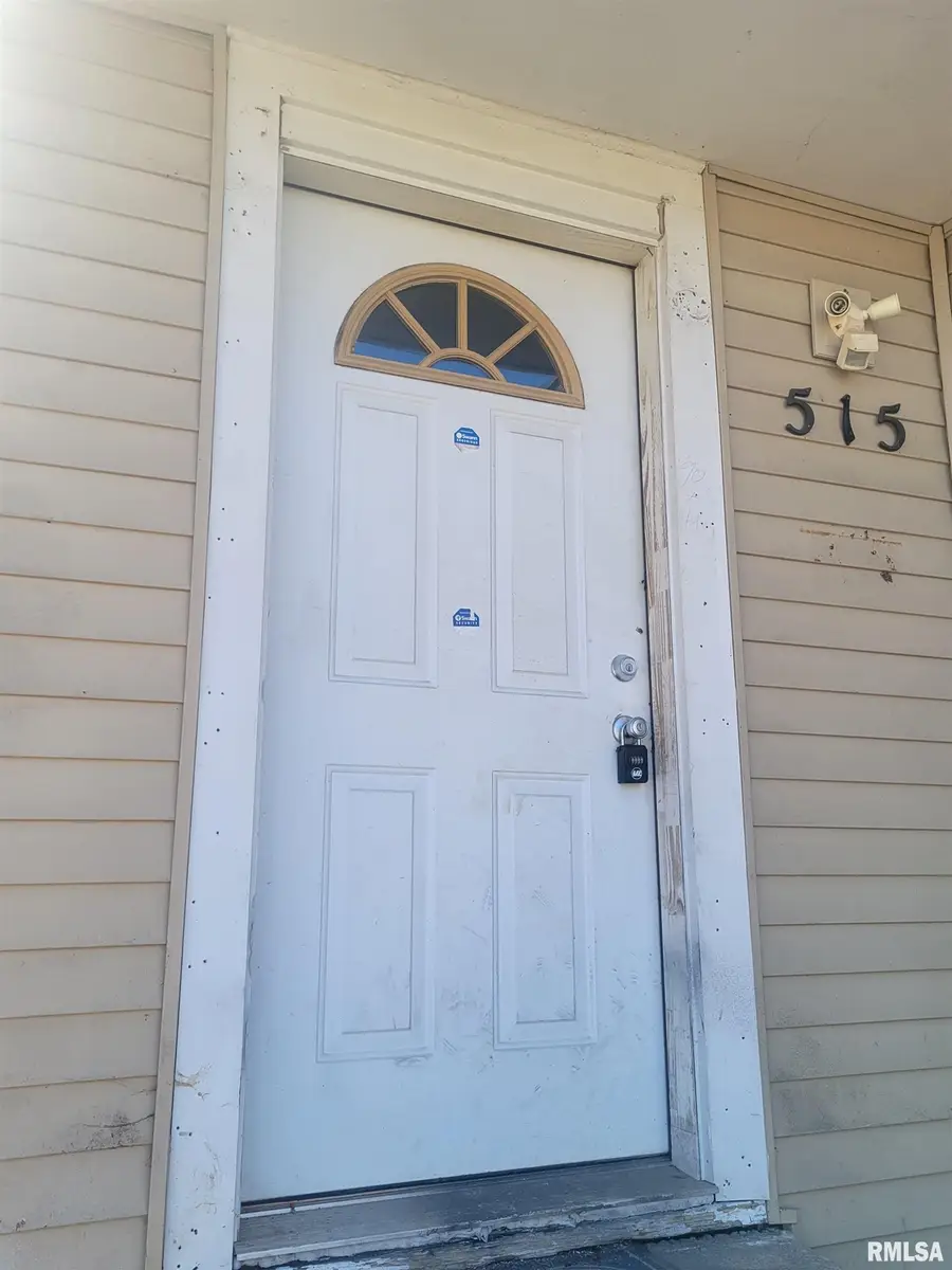 515 N 2nd Street, Pekin, IL 61554 - #3