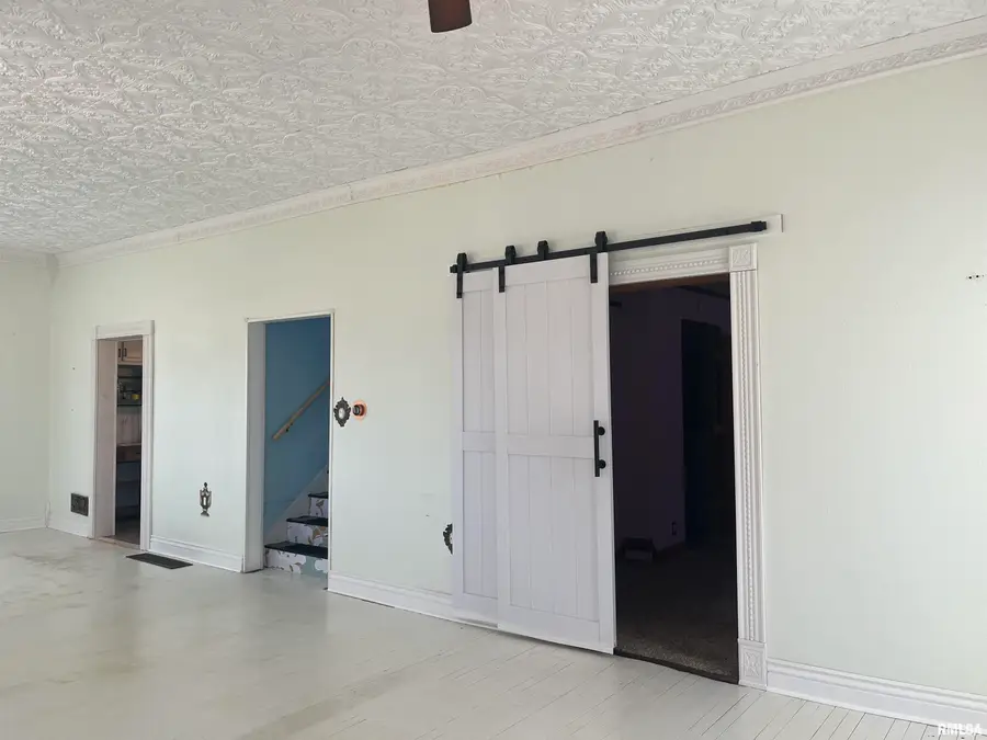 1012 State Street, Eldorado, IL 62930 - #3