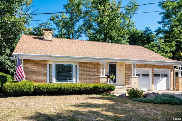 1815 S Timber Court, Peoria, IL 61607