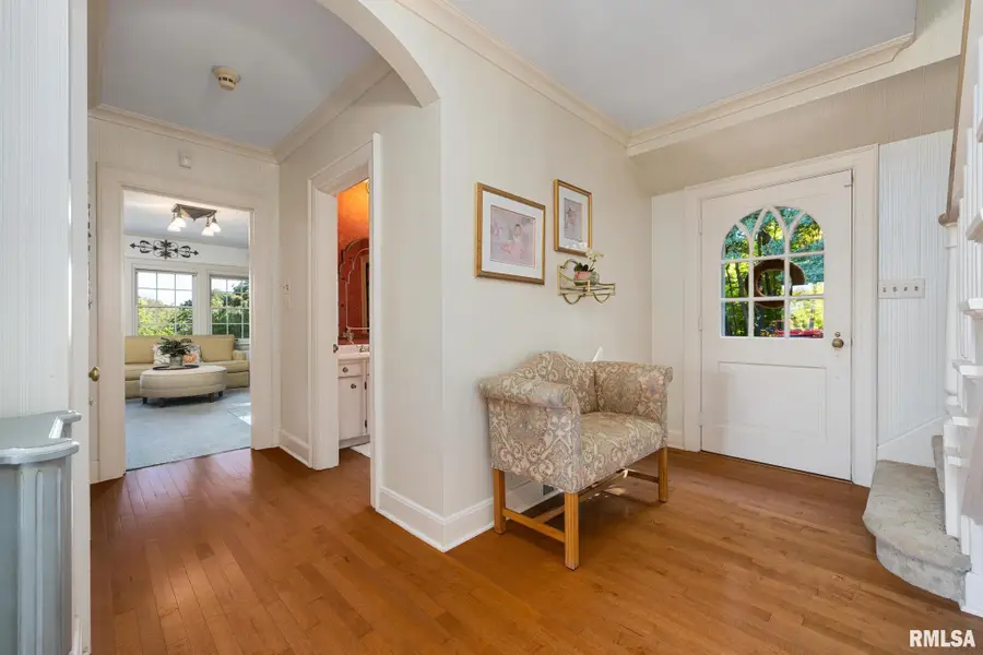 4704 N Grandview Drive, Peoria Heights, IL 61616 - #3