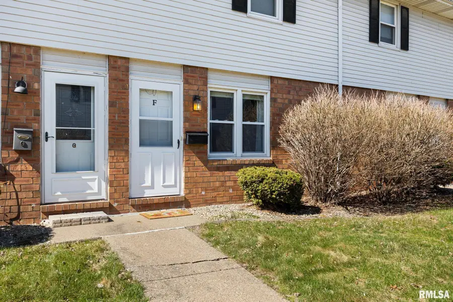 1918 Canterbury Drive #F, Washington, IL 61571 - #2