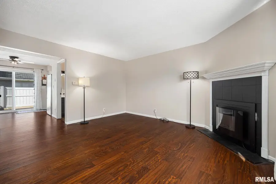 1918 Canterbury Drive #F, Washington, IL 61571 - #3