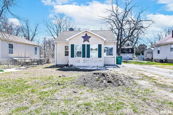 5318 W Katherine Avenue, Peoria, IL 61604