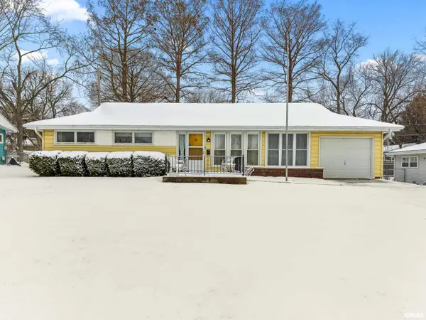 1515 W Sunnyview Drive, Peoria, IL 61614