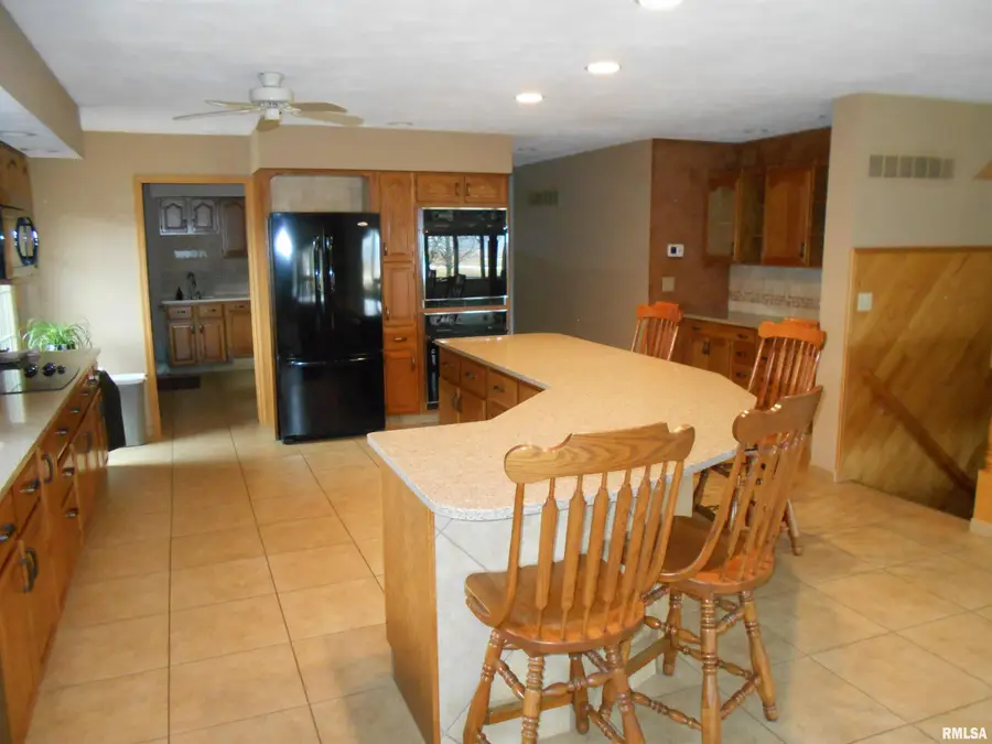 868 E County Highway 3 Highway, Table Grove, IL 61482 - #3