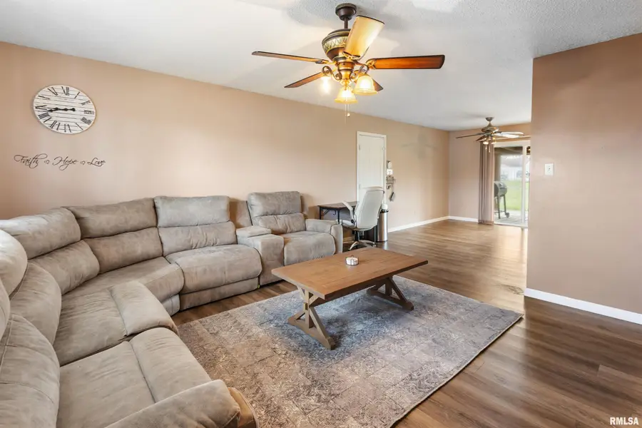 2217 Jennifer Lane, Marion, IL 62959-6252 - #2